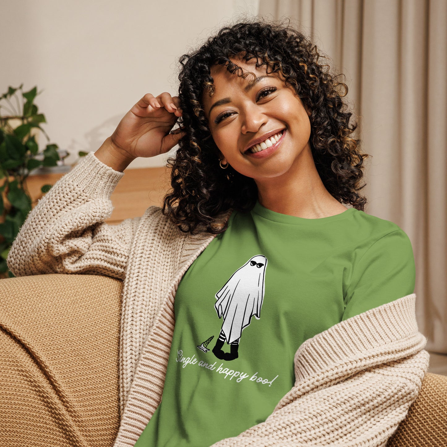 Women's Relaxed Graphic Printed T-Shirt - FashFellow